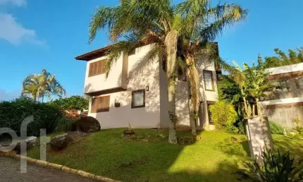 Casa em condomínio fechado com 5 quartos à venda na Avenida Luiz Boiteux Piazza, 3772, Ponta das Canas, Florianópolis