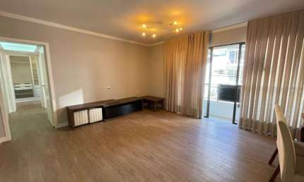 Apartamento com 3 quartos para alugar na Rua Alves de Brito, 275, Centro, Florianópolis