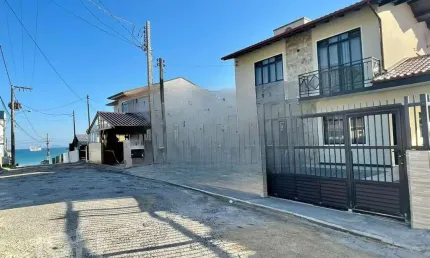 Casa com 5 quartos à venda na Rua Joaquim Neves, 160, Pântano do Sul, Florianópolis