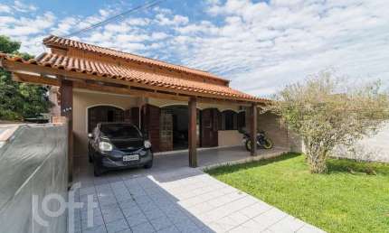 Casa com 7 quartos à venda na Servidão Idelfonso Caetano Melo, 484, Carianos, Florianópolis