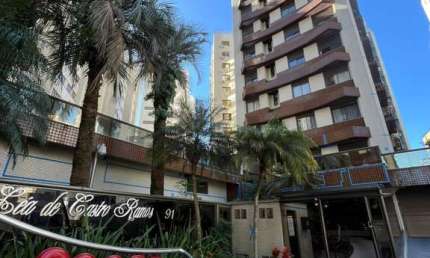 Apartamento com 3 quartos para alugar na Rua Newton Ramos, 350, Centro, Florianópolis