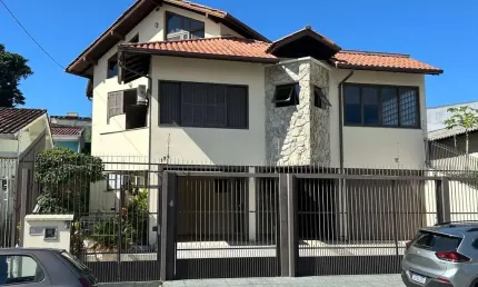 Casa com 3 quartos à venda na Rua Camilo Silveira de Souza, 170, Capoeiras, Florianópolis