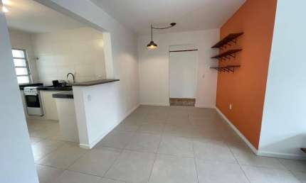 Apartamento com 3 quartos para alugar na Avenida Desembargador Vítor Lima, 594, Trindade, Florianópolis