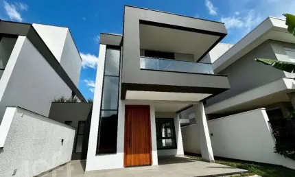 Casa com 3 quartos à venda na Rodovia Doutor Antônio Luiz Moura Gonzaga, 315, Rio Tavares, Florianópolis