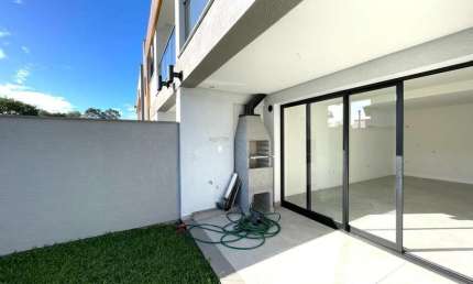 Apartamento com 2 quartos para alugar na Servidão da Magia, 100, Lagoa da Conceição, Florianópolis