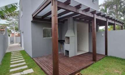 Casa com 3 quartos para alugar na Rua Olavo Juvenal Ramos, 300, Campeche, Florianópolis