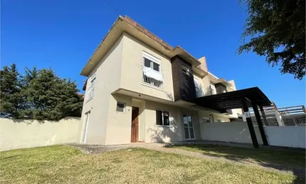 Casa com 3 quartos para alugar na Rua Caminho das Bromélias, 15, Campeche, Florianópolis