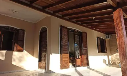 Casa com 4 quartos à venda na Servidão Idelfonso Caetano Melo, 484, Carianos, Florianópolis