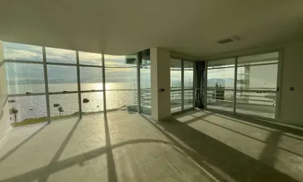 Apartamento com 3 quartos à venda na Avenida Governador Irineu Bornhausen, 3122, Agronômica, Florianópolis
