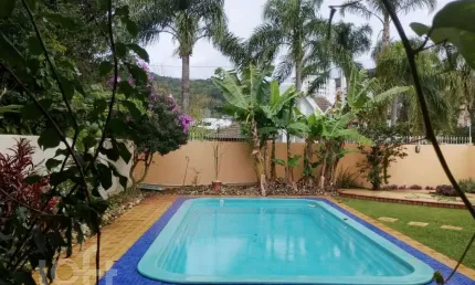 Casa com 5 quartos à venda na Rua Diná Calixto, 203, Córrego Grande, Florianópolis