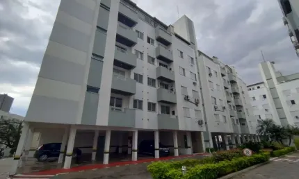 Apartamento com 3 quartos para alugar na Rua Douglas Seabra Levier, 163, Carvoeira, Florianópolis