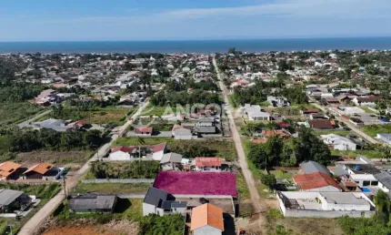 Terreno limpo e aterrado medindo 360m² na barra do sai em itapoá