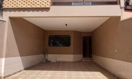 Casa com 3 quartos à venda na Rua Caraguataí, 207, Vila Pinheirinho, Santo André