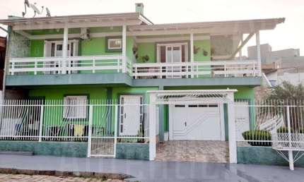 Casa com 3 quartos à venda na Rua Rafael Rosa dos Santos, 433, Charqueadas, Caxias do Sul, 282 m2 por R$ 855.000
