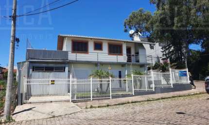 Casa com 4 quartos à venda na Rua Aurélia De Carli Andreazza, 894, Cidade Nova, Caxias do Sul, 154 m2 por R$ 626.000