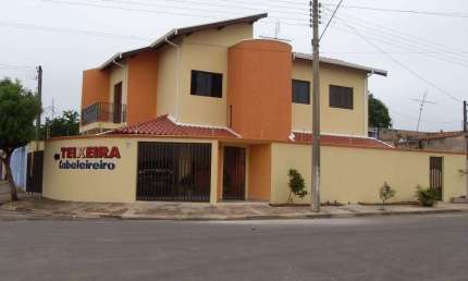 Sobrado residencial e comercial - Artur Nogueira/SP