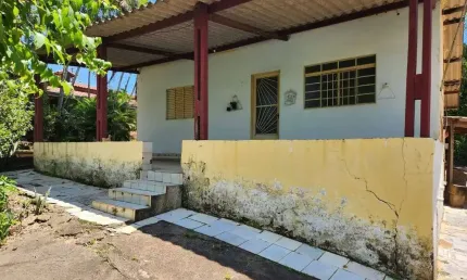 Chácara de 1.000 m² com casa em Artur Nogueira - SP