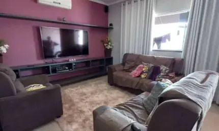 Casa no bairro Florindo Caetano em Artur Nogueira - SP