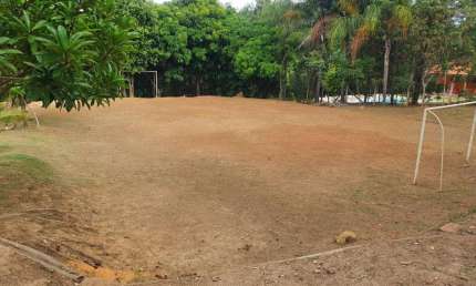 Terreno de chácara em condomínio com mata e córrego em Artur Nogueira - SP