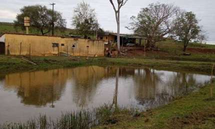Chácara / sítio com 3 quartos à venda na Zona Rural, Engenheiro Coelho 