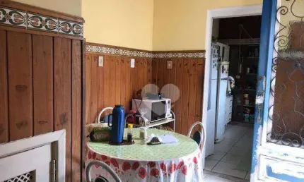 Excelente casa duplex 5 quartos, área externa, vaga