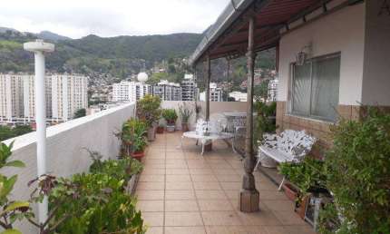 Cobertura linear com 4 quartos terraço à venda, 181 m² por R$ 1.099.999 - Grajaú - Rio de Janeiro/RJ