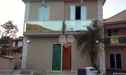 Casa com 4 quartos à venda, 180 m² por R$ 980.000 - Lins de Vasconcelos