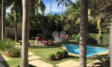 Casa com 4 quartos, 280 m², à venda por R$ 2.000.000- Estrada Frei Tiburcio - Vargem Pequena