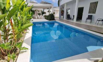 Maravilhosa casa com 354m2 no Recreio dos Bandeirantes