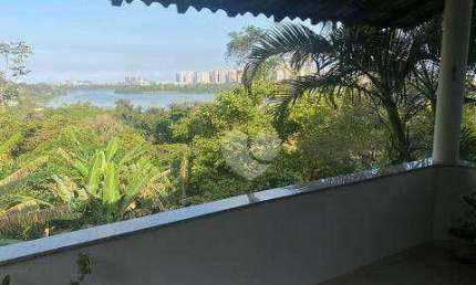 Casa com 4 quartos à venda com 232 m² por R$ 950.000,00 - Itanhangá