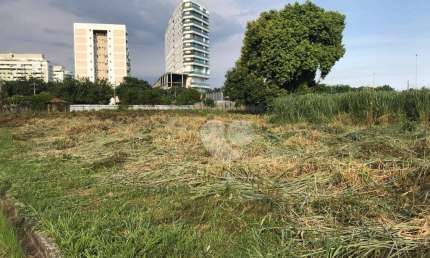 Terreno à venda, 3884 m² por R$ 17.000.000,00 - Barra da Tijuca - Rio de Janeiro/RJ