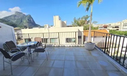 Cobertura com 4 dormitórios à venda, 330 m² por R$ 3.800.000,00 - Jardim Oceânico - Rio de Janeiro/RJ