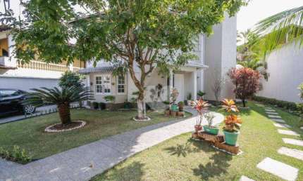 Casa 4 suítes,450 m² terreno,438 m² área  R$ 5.500.000 - Condomínio Santa Lucia -Barra da Tijuca