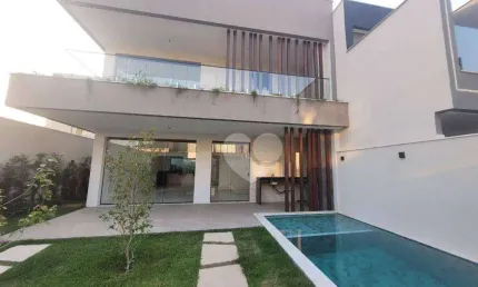 Dream Garden- Casa com 4 quartos à venda, 247 m² por R$ 1.390.000 - Vargem Pequena