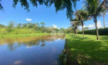 Sítio com 7 quartos sendo 5 suítes à venda, 16.000 m² por R$ 1.400.000 - Guapimirim