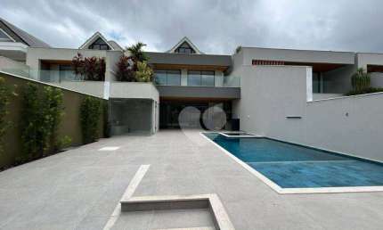 Casa com 5 quartos à venda, 368 m² por R$ 5.500.000 - Barra da Tijuca - Rio de Janeiro/RJ