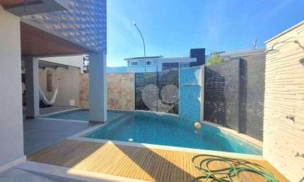 Casa 5 quartos, 318 m², por R$ 2.400.000- Rua Desembargador Wellington Jones Paiva - Vargem Pequena