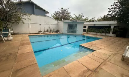 Casa com 4 quartos no melhor ponto da Barra da Tijuca