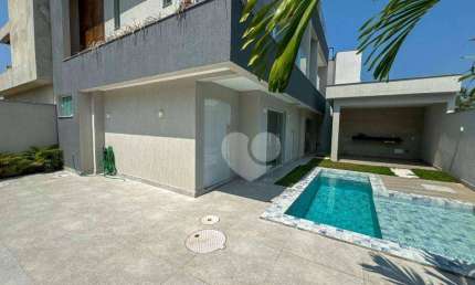 Casa com 4 quartos à venda, 247 m² por R$ 1.590.000 - Vargem Pequena