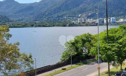 Apartamento com 4 dormitórios à venda, 223 m² por R$ 2.600.000,00 - Lagoa - Rio de Janeiro/RJ