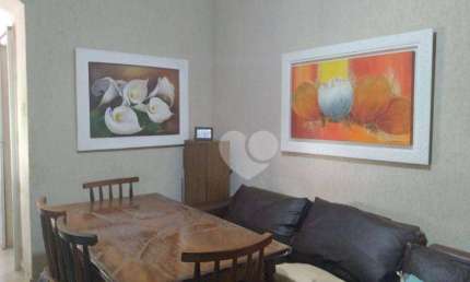 Grajau  2 quartos sala cachimbo planta diferenciada com vaga rua Borda do Mato.