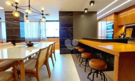 Apartamento a Venda em Copacabana 3 quartos, suíte e vaga. Reformado.