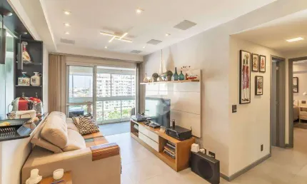 Sublime Max - Apartamento Reformado de 3 quartos sendo 1 Suíte e Bancada Gourmet. Porteira Fechada. Recreio/RJ.
