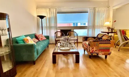 Apartamento com 4 quartos, 1 suíte, 1 vaga na melhor rua do bairro à venda, 130 m² por R$ 2.350.000 - Gávea