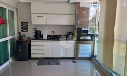 Lindo apt com varanda gourmet em excelente localização .