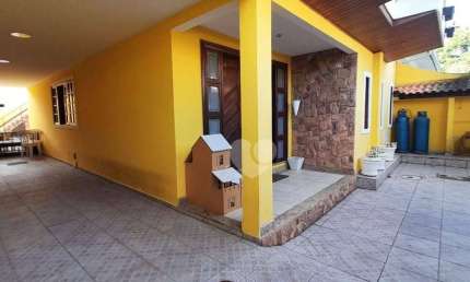 Casa 3 andares e Edicula Uruçanga a venda Freguesia Anil