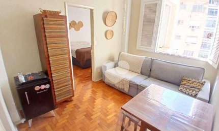 Quarto Sala com Dependencia na Quadra da Praia do Flamengo à venda por R$ 527.000 - Flamengo - Rio de Janeiro/RJ