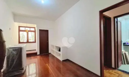 Apartamento à venda 3 Quartos, 2 banheiros, 90 m²  na Rua das Laranjeiras 720.000,00