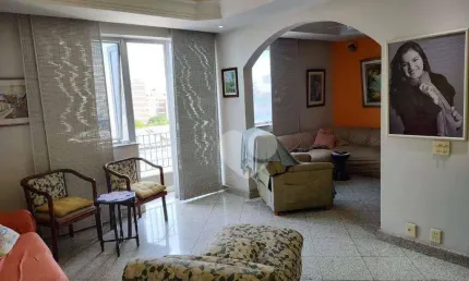 Apartamento 4 quartos, e 3 banheiros, 1 lavabo, 2 vagas. Tijuca - Rio de Janeiro/RJ