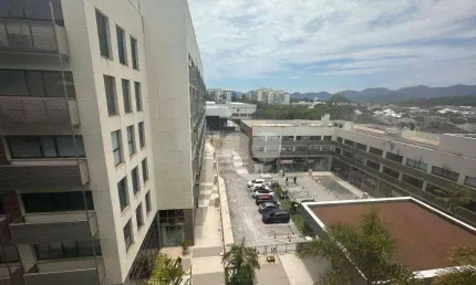 Sala comercial com 113 m2 no américas avenue business square